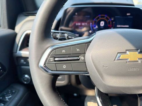 New 2026 Chevrolet Suburban Premier image 29