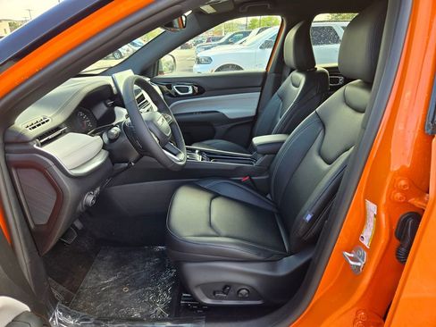 New 2026 Jeep Compass Limited AWD/4WD image 13