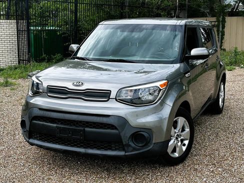 Used 2017 Kia Soul FWD image 21