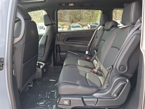 New 2026 Honda Odyssey Sport-L image 10