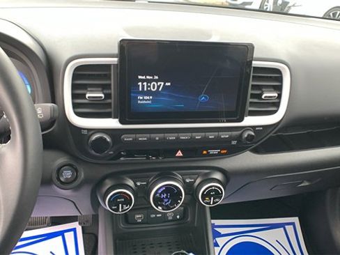 Certified 2025 Hyundai Venue Limited image 15