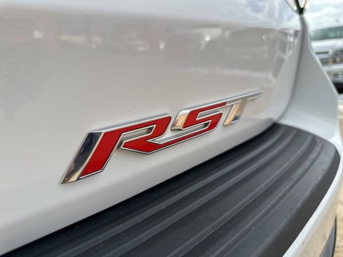 Used 2023 Chevrolet Suburban RST w/ Luxury Package image 43