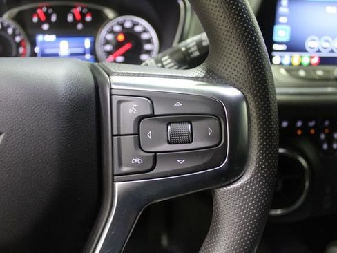 Used 2022 Chevrolet Blazer LT FWD image 16