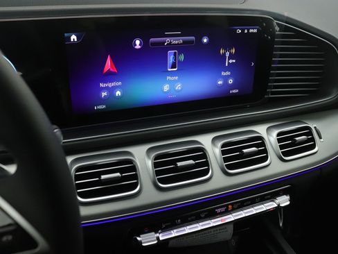 New 2026 Mercedes-Benz GLE 450 4MATIC image 5