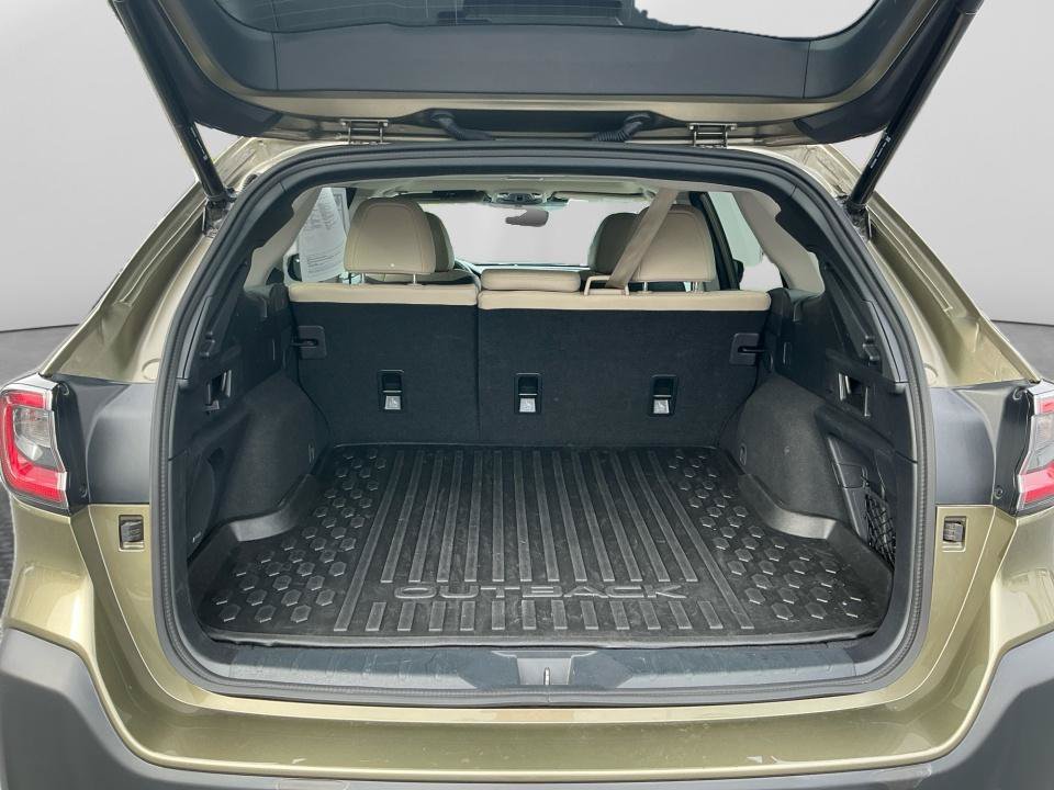 Certified 2025 Subaru Outback Limited AWD/4WD image 19