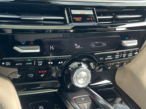 Used 2025 Acura MDX A-Spec image 18
