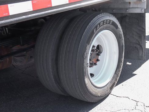 Used 2023 Ford F650 2WD Regular Cab Super Duty image 44