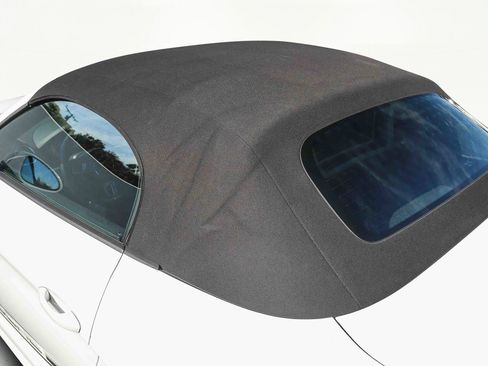 Used 2024 Porsche 718 Boxster image 16