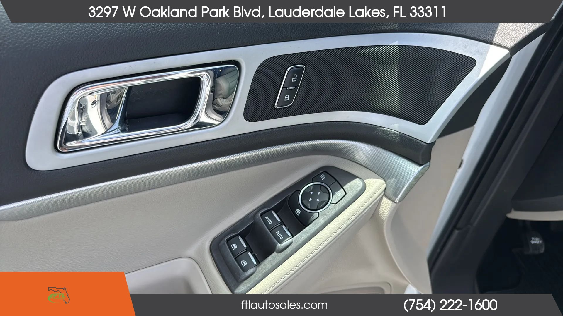 Used 2015 Ford Explorer XLT w/ Equipment Group 201B FWD image 18