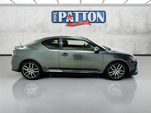 Used 2015 Scion tC image 8