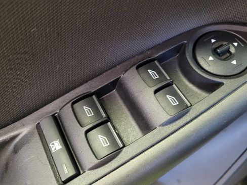 Used 2017 Ford Focus SEL image 27