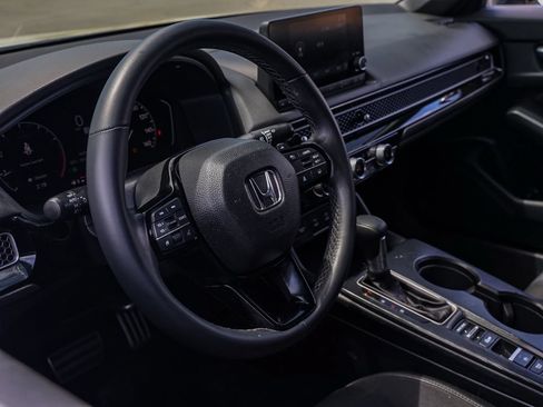 Used 2025 Honda Civic Sport image 14