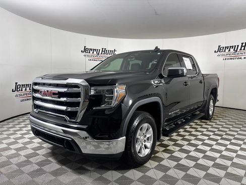 Used 2021 GMC Sierra 1500 SLE AWD/4WD image 1
