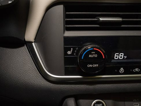 Certified 2023 Nissan Rogue SV w/ SV Premium B Package image 16