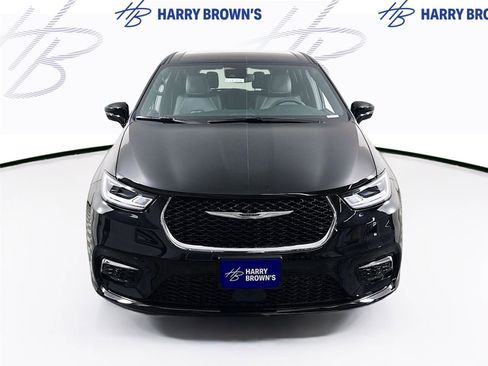 New 2026 Chrysler Pacifica Select FWD image 28