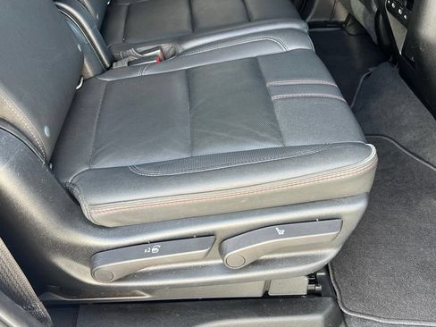 Used 2021 Chevrolet Tahoe RST w/ Rear Media and Nav Package AWD/4WD image 19
