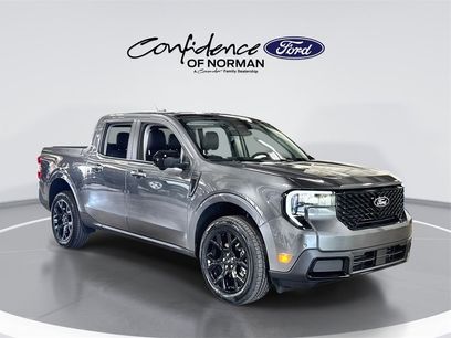 New 2025 Ford Maverick Lariat w/ Black Appearance Package