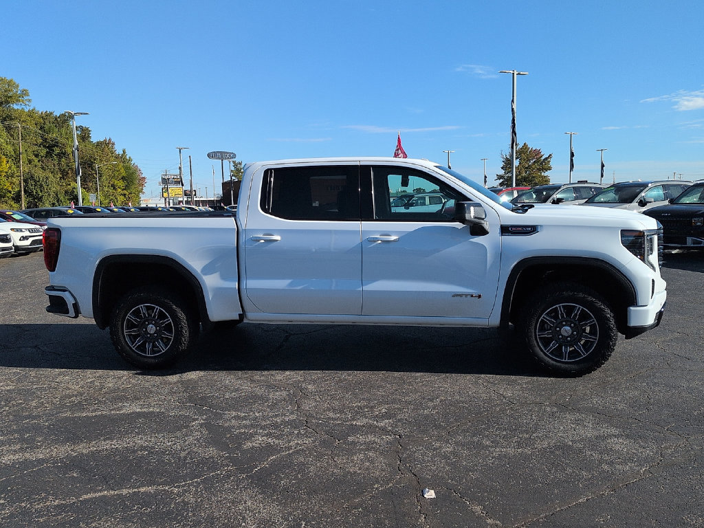 Used 2025 GMC Sierra 1500 AT4 AWD/4WD image 2