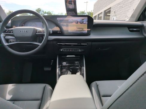 Used 2026 Audi Q3 quattro 2.0T AWD/4WD image 25