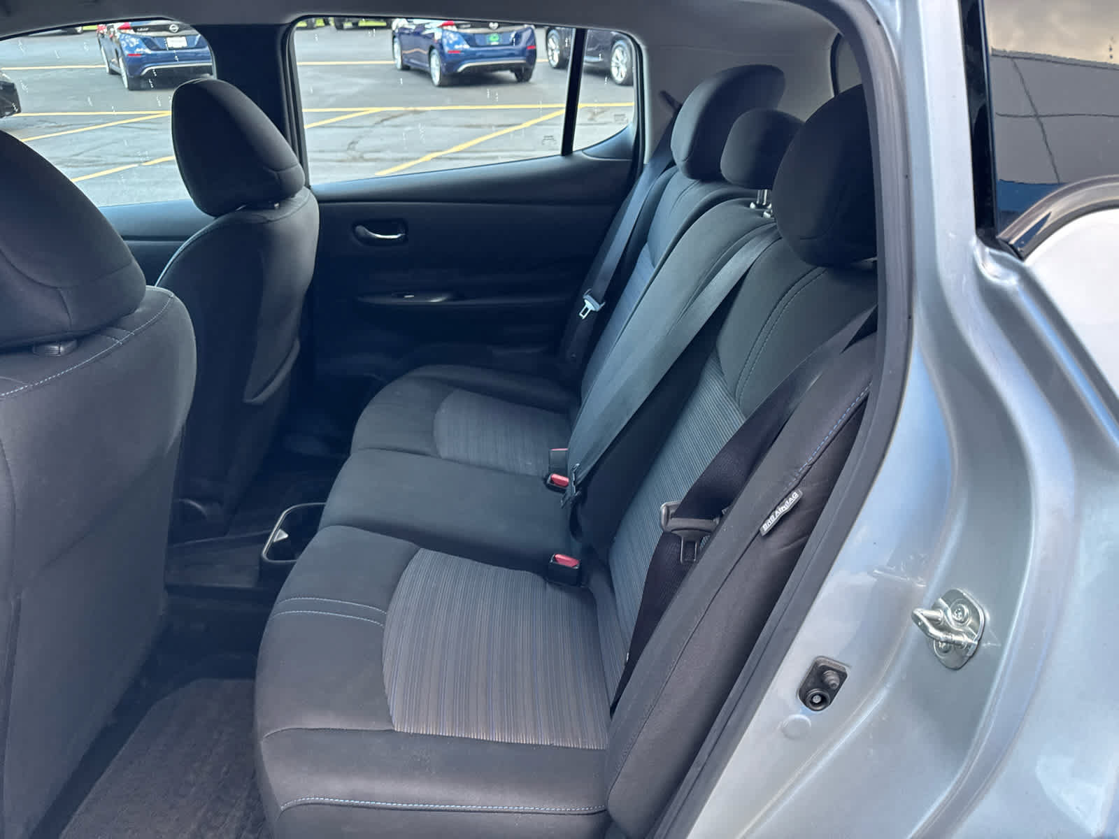 Used 2025 Nissan Leaf S FWD image 15
