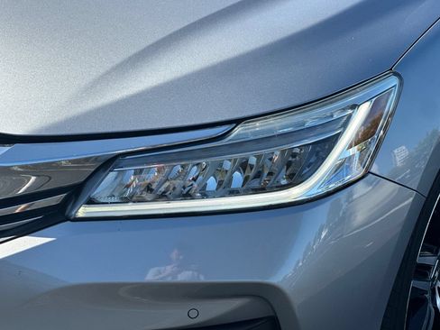 Used 2017 Honda Accord Touring image 49