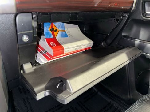 Certified 2022 Toyota 4Runner Limited image 32