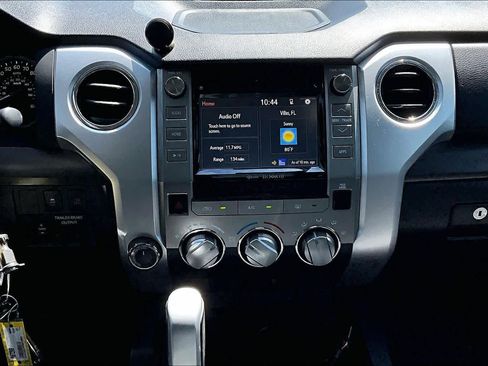 Used 2019 Toyota Tundra SR5 w/ SR5 Upgrade Package image 7