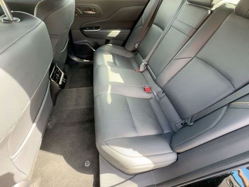 Used 2024 Toyota Crown Limited image 14