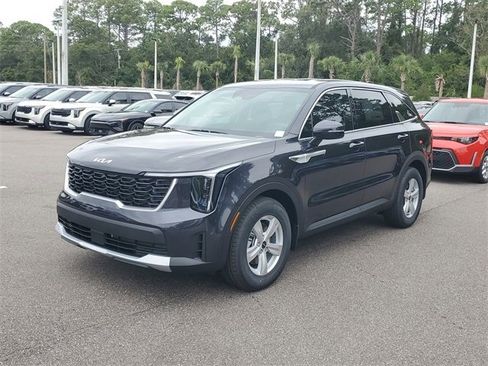 New 2026 Kia Sorento LX image 3