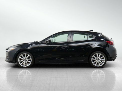 Used 2017 MAZDA MAZDA3 Grand Touring w/ Premium Equipment Package FWD image 2