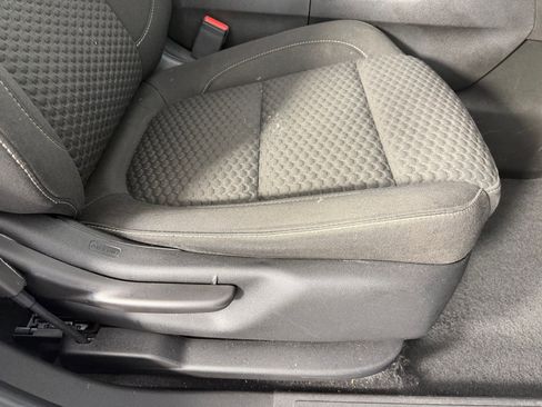 Used 2019 GMC Acadia SLE w/ Driver Alert Package I image 32