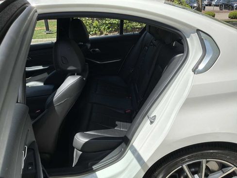 Used 2019 BMW 330i Sedan w/ Convenience Package image 28