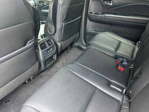 Used 2022 Honda Pilot Special Edition image 9