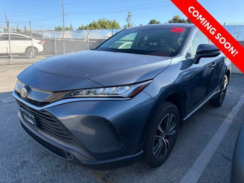 Used 2021 Toyota Venza LE w/ Carpet Mat Package (TMS) AWD/4WD image 2
