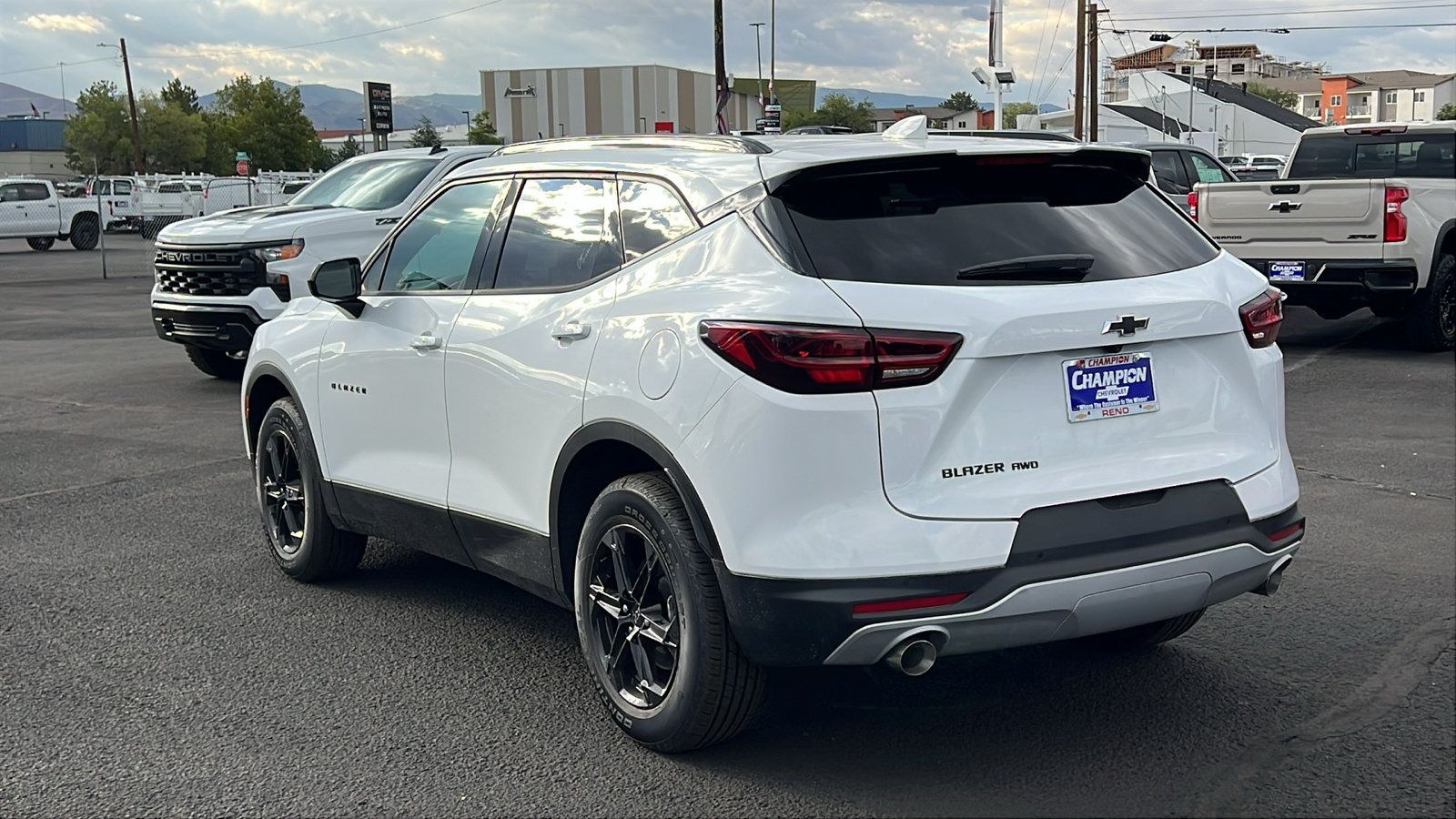 New 2026 Chevrolet Blazer LT w/ Midnight/Sport Edition AWD/4WD image 7