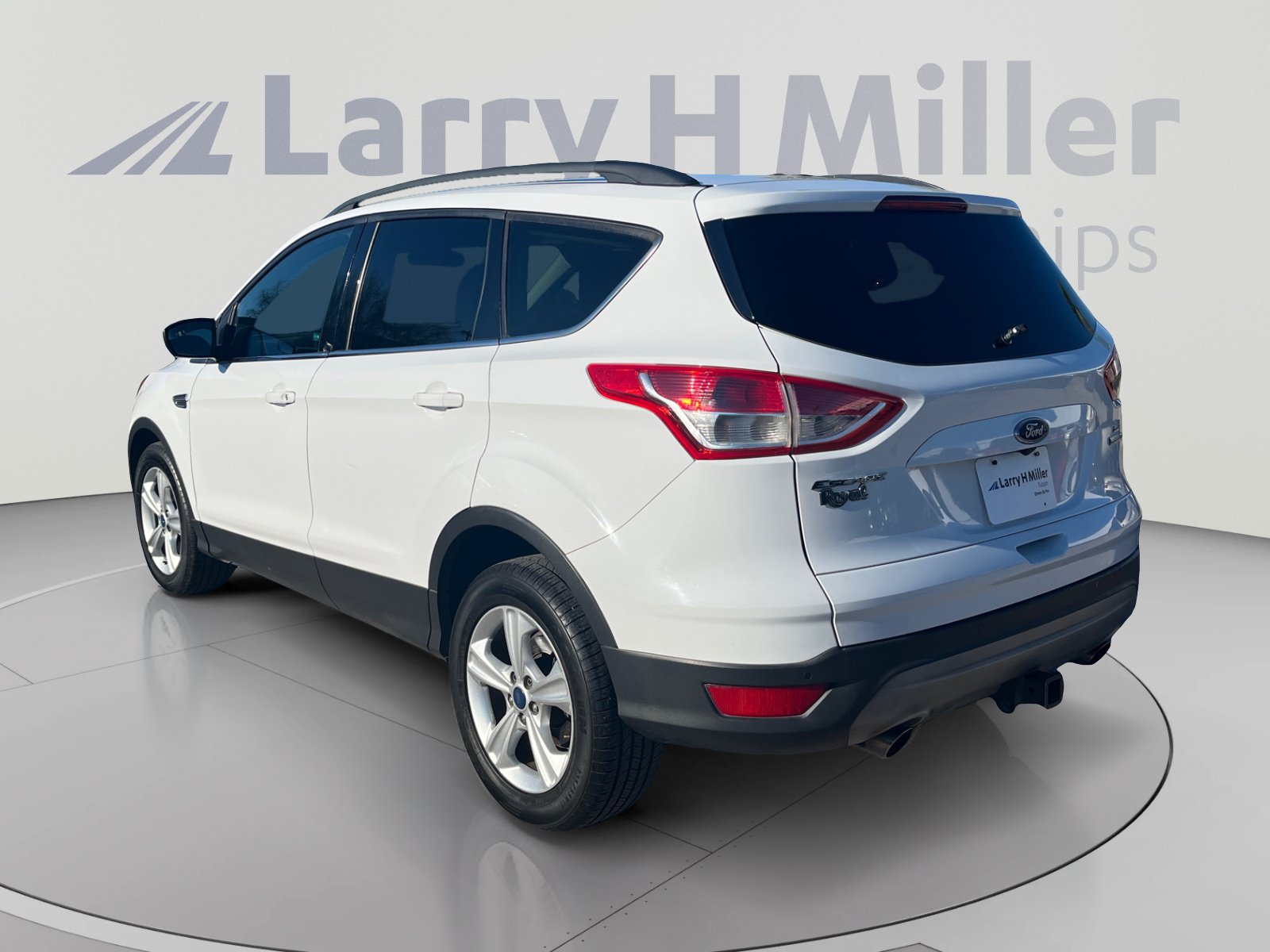 Used 2014 Ford Escape SE w/ Equipment Group 201A FWD image 3