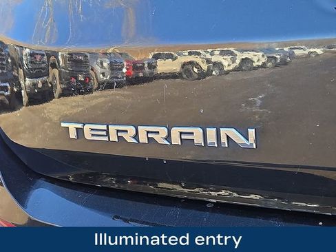 Used 2018 GMC Terrain SLT w/ Preferred Package image 32