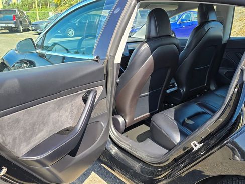 Used 2020 Tesla Model 3 RWD image 14