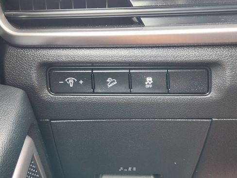 Used 2024 Kia Telluride LX FWD image 23