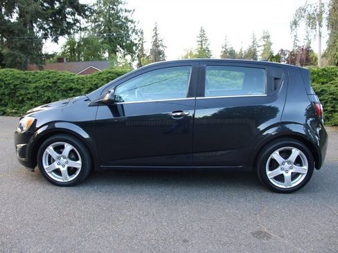 Used 2013 Chevrolet Sonic LTZ FWD image 14