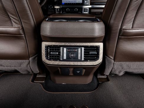 Used 2024 Ford F250 King Ranch w/ Chrome Package image 33