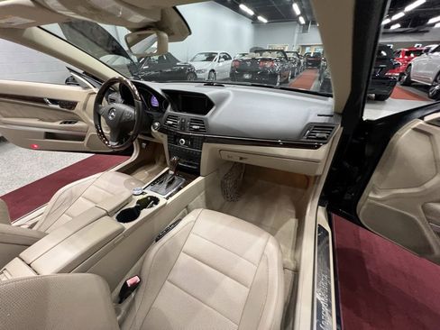 Used 2011 Mercedes-Benz E 550 E 550 w/ Premium 2 Pkg image 32
