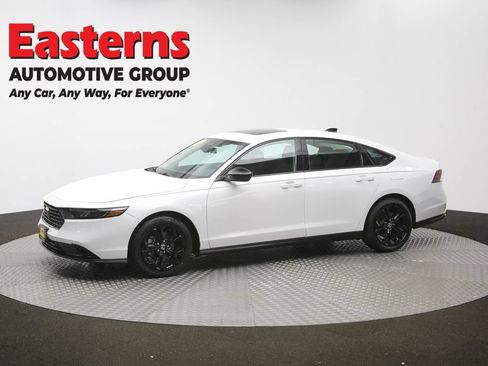 Used 2025 Honda Accord SE image 57