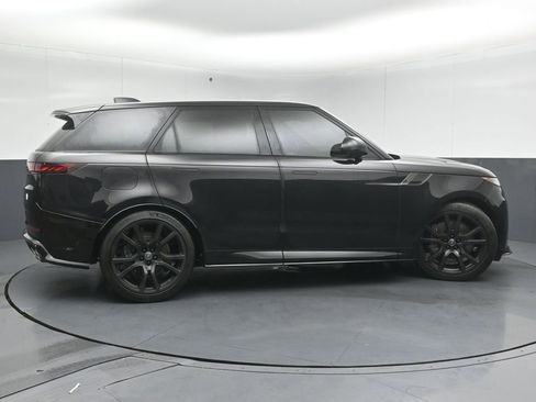 Used 2024 Land Rover Range Rover Sport AWD/4WD image 7
