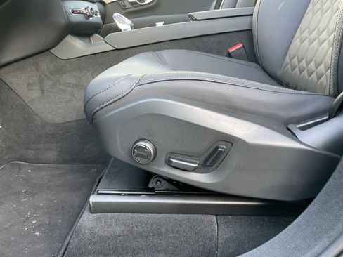 Used 2025 Volvo XC90 B6 Plus image 41