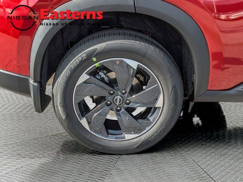 New 2026 Nissan Rogue SV image 24