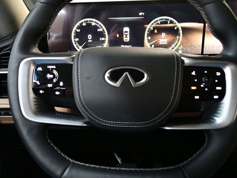 Used 2025 INFINITI QX80 Sensory image 37