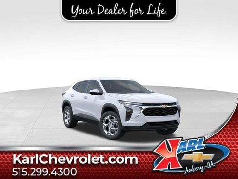 New 2026 Chevrolet Trax LS w/ LS Convenience Package FWD image 1