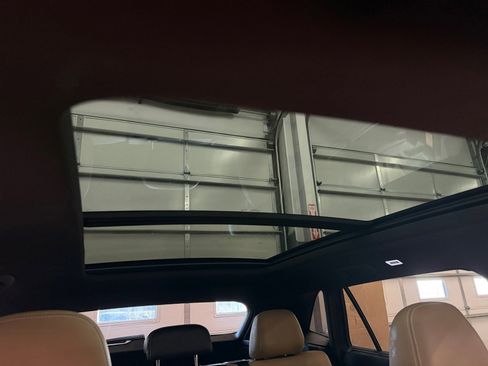 Used 2024 Volkswagen Atlas Cross Sport SE image 20