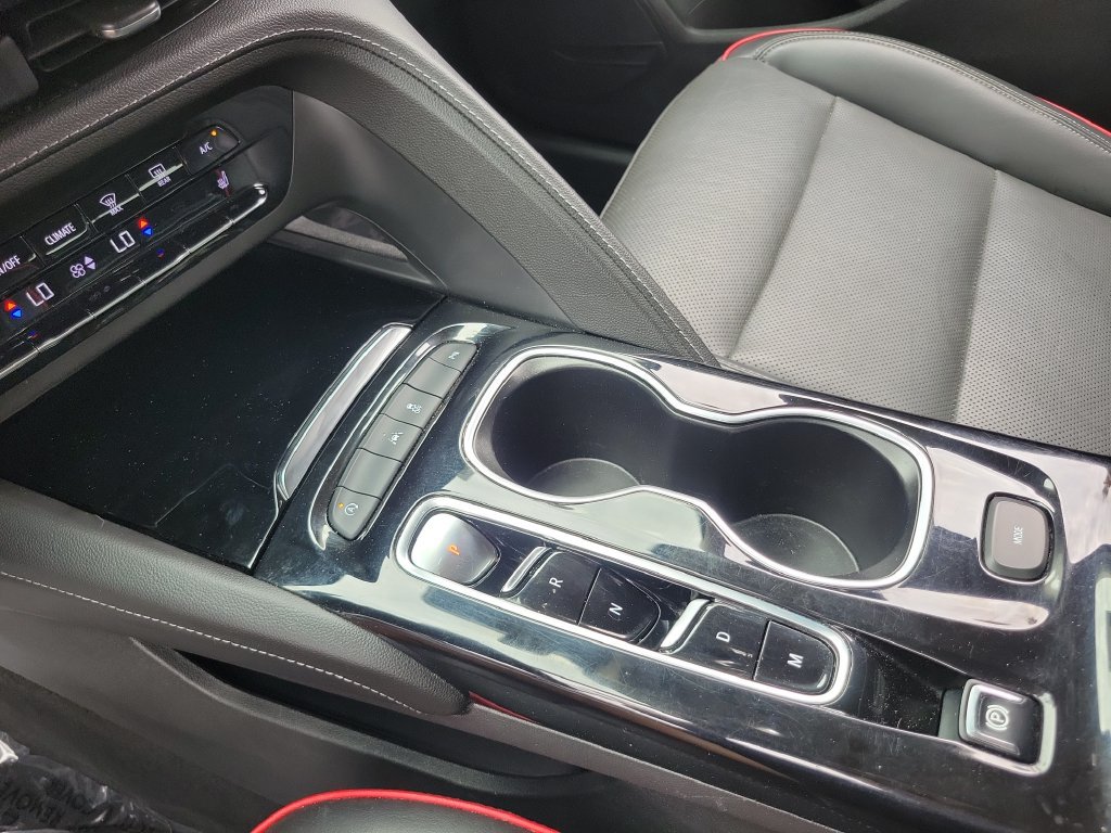 Used 2023 Buick Envision Essence w/ Sport Touring Package FWD image 12